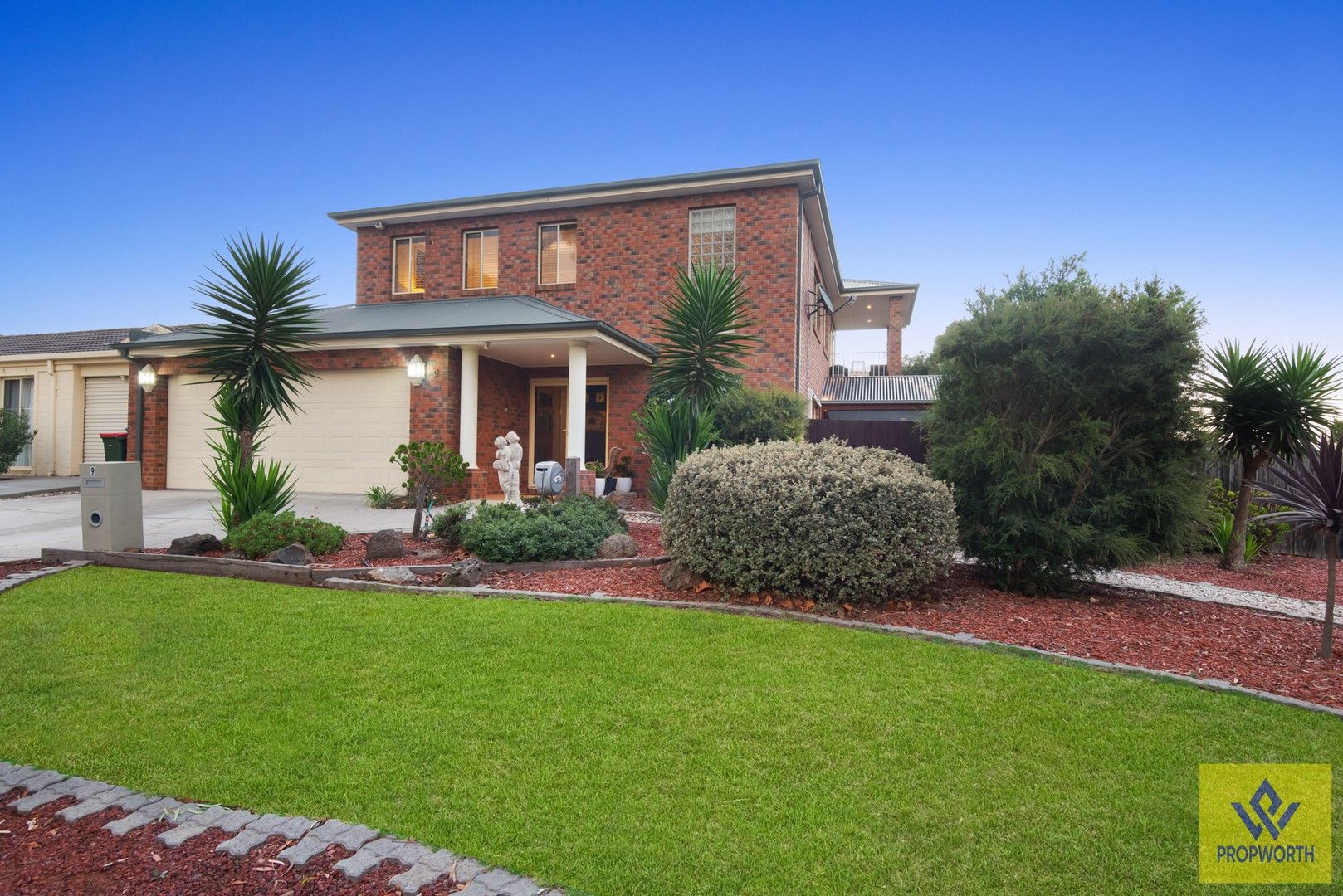 4 bedrooms House in 9 The Promenade POINT COOK VIC, 3030