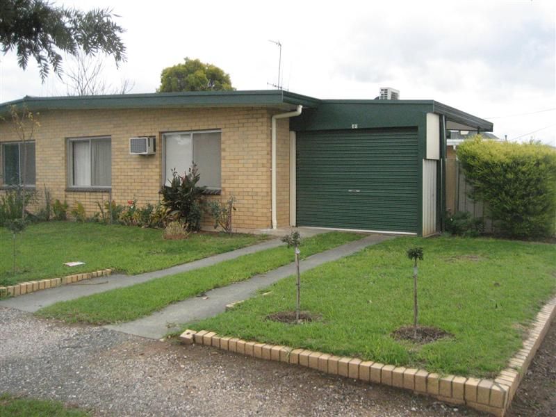 Unit 2, 20 Fraser Street, ROCHESTER VIC 3561, Image 0