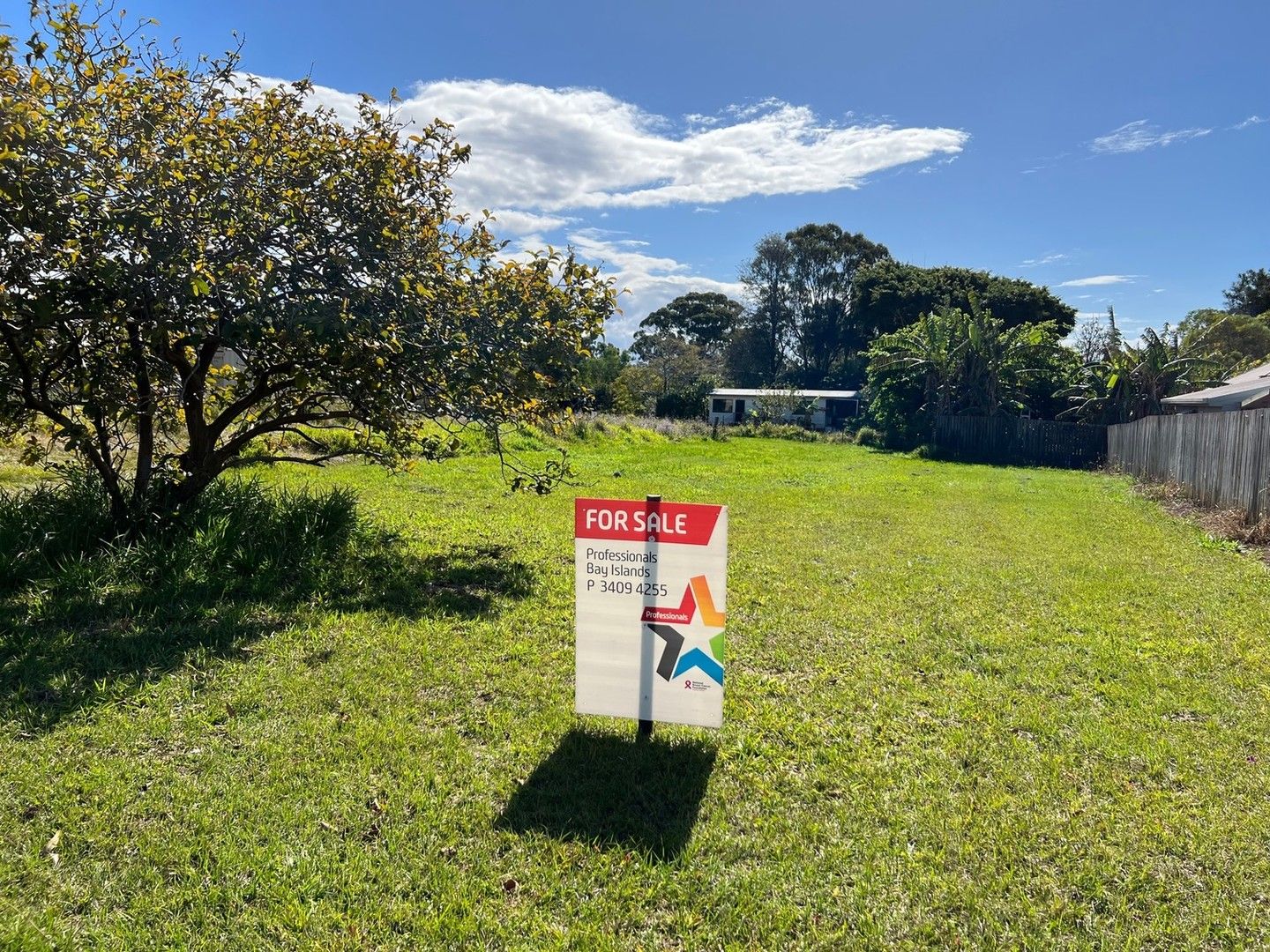 33 Crest Haven, Lamb Island QLD 4184 Domain