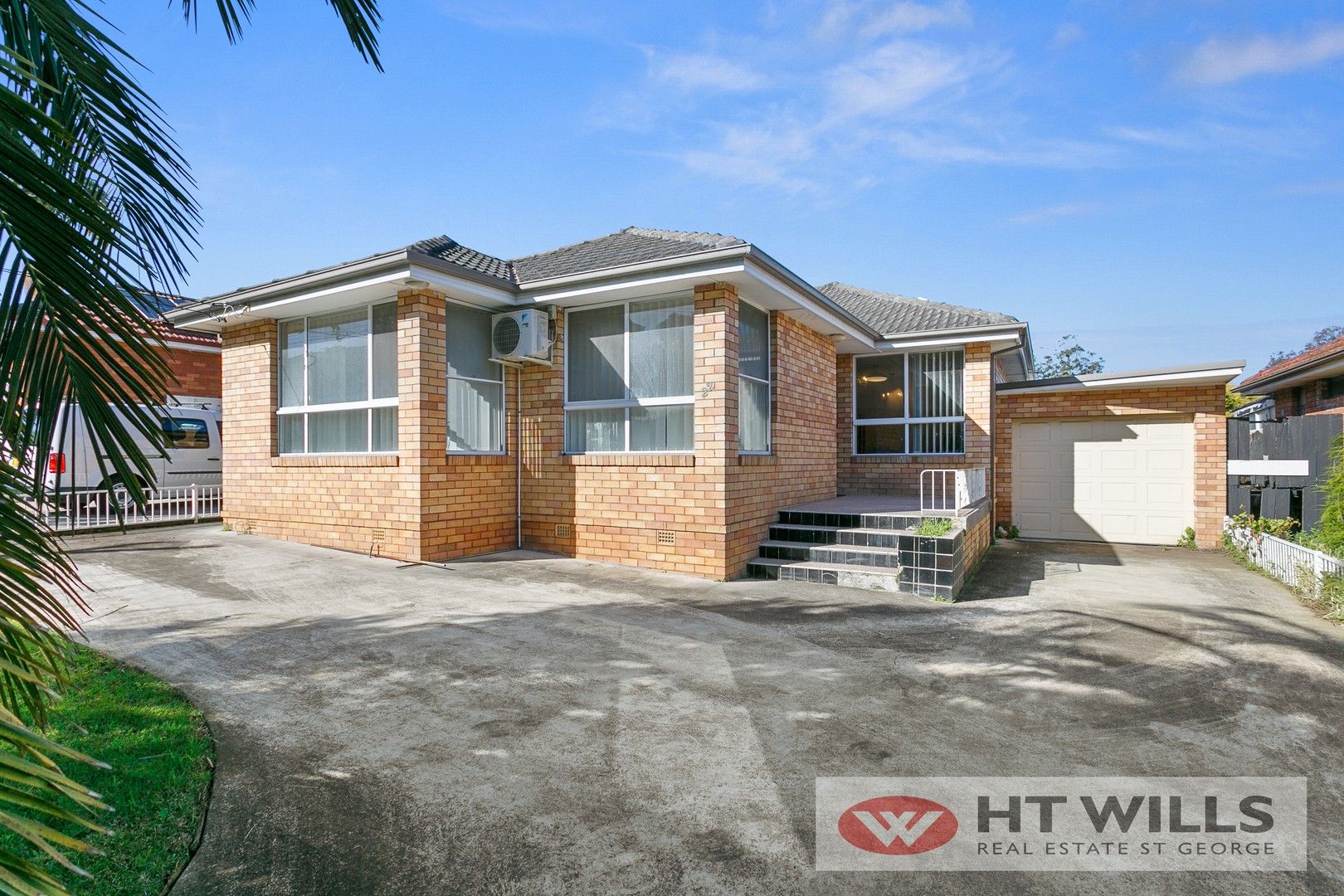 22 Parry Avenue, Narwee NSW 2209, Image 0