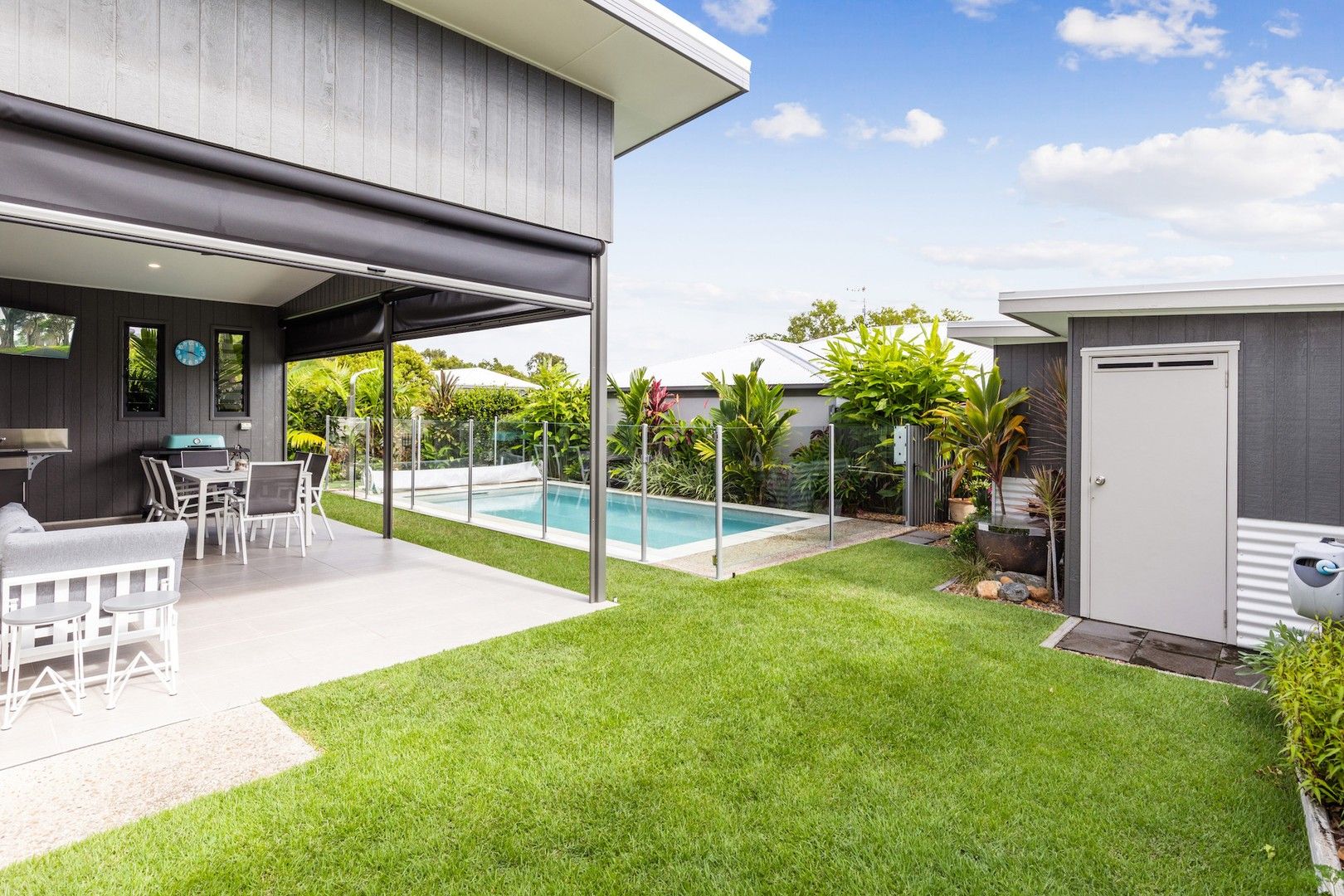 3 bedrooms House in 14 Hollyhock Crescent NOOSA HEADS QLD, 4567
