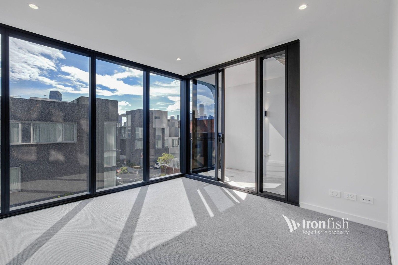 1 bedrooms Apartment / Unit / Flat in 308/103 South Wharf Drive DOCKLANDS VIC, 3008