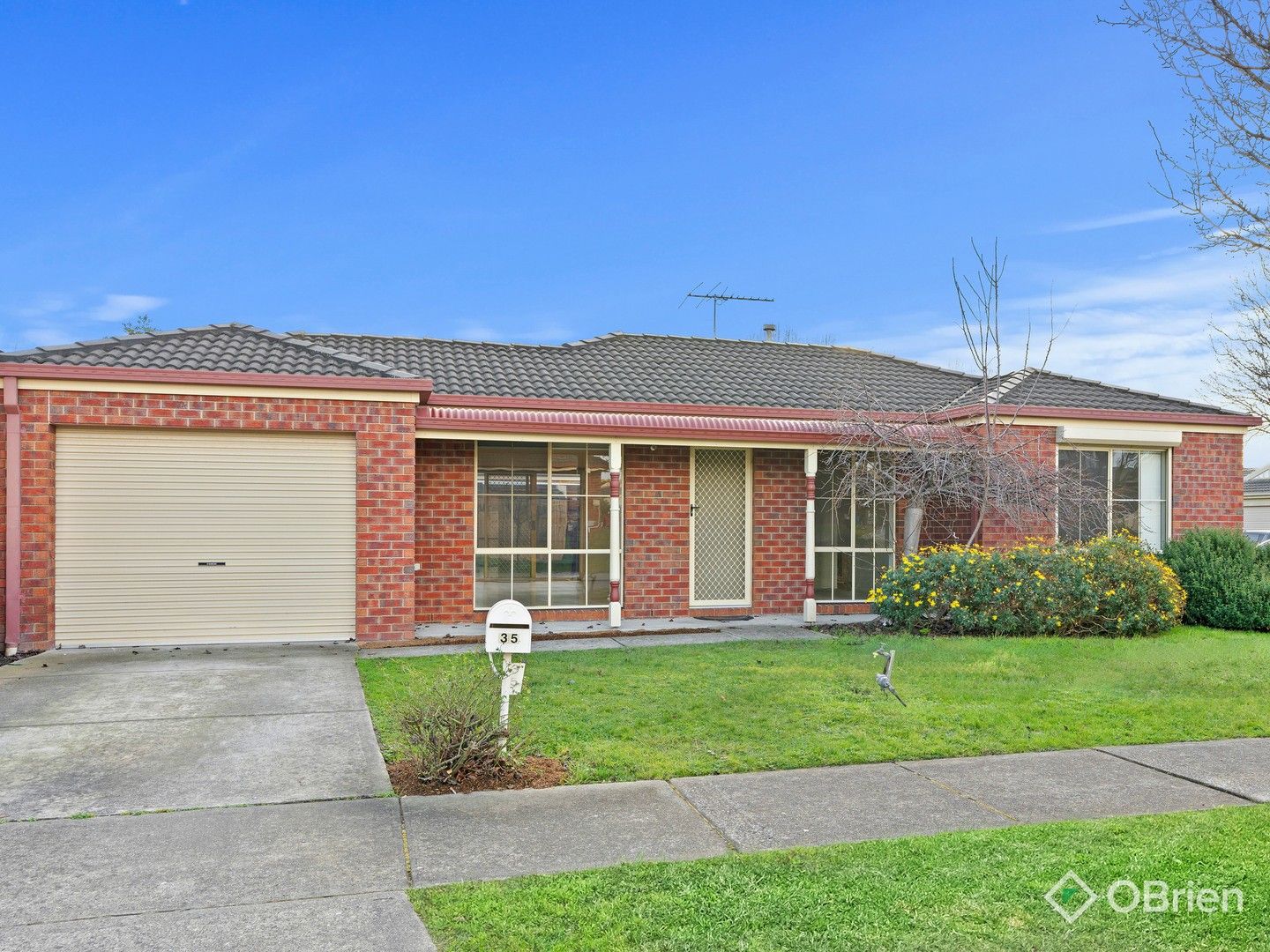 35 Merribah Way, Cranbourne West VIC 3977, Image 0