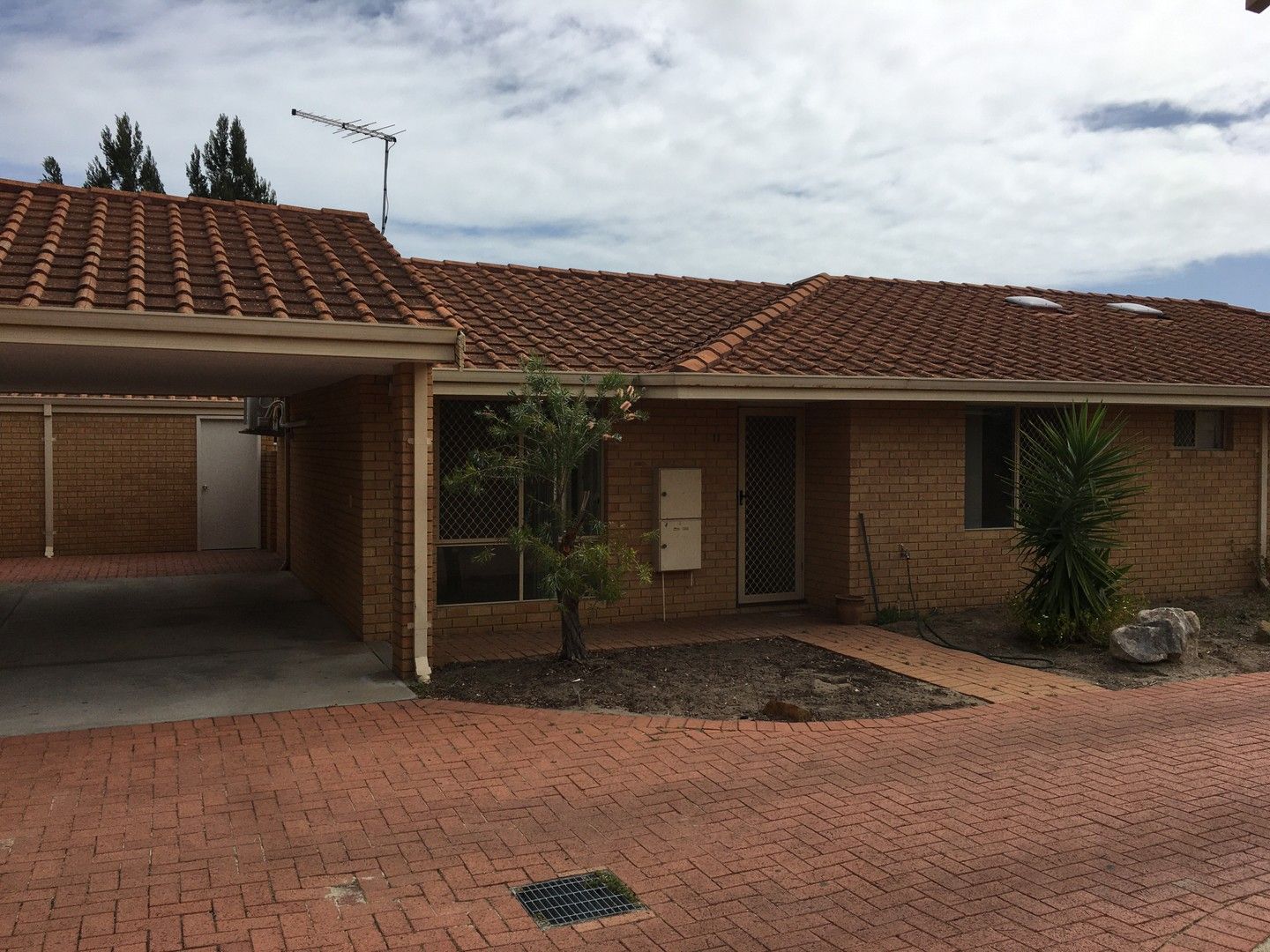 2 bedrooms House in 11/69 Hutton Street STIRLING WA, 6021