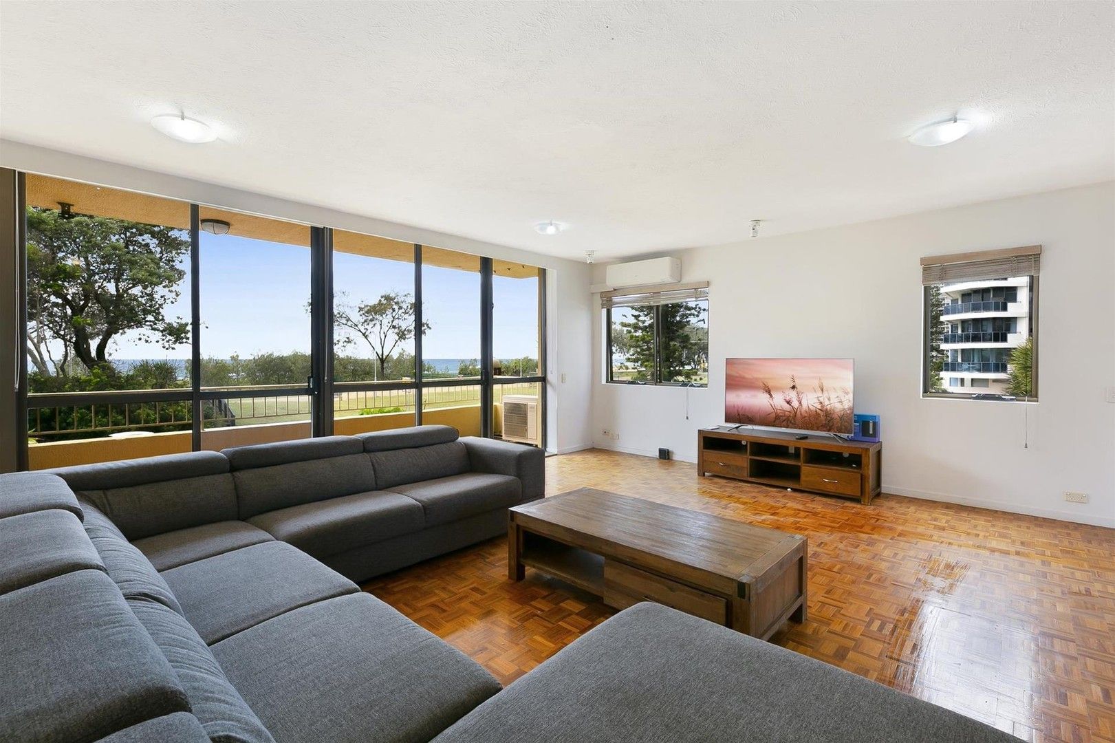4 bedrooms Semi-Detached in 'Valdara Court' 1 Main Beach Parade SURFERS PARADISE QLD, 4217