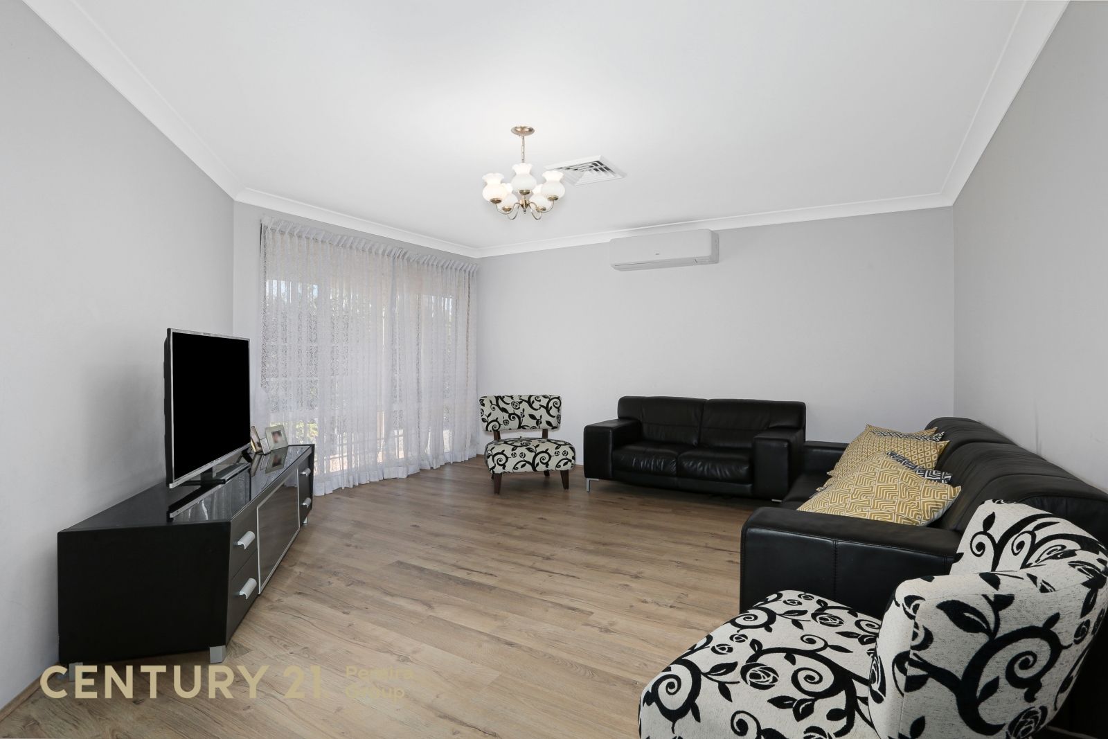 22 Chalcedony Street, Eagle Vale NSW 2558, Image 1