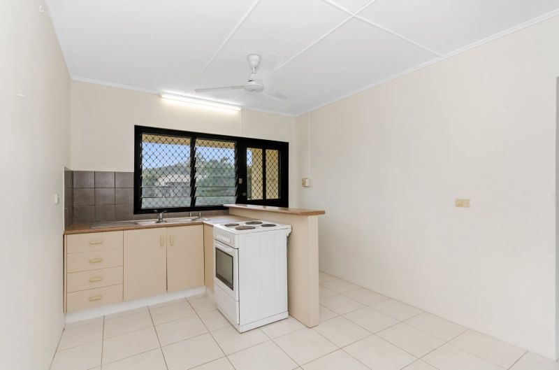 1/37 Bayswater Terrace, Hyde Park QLD 4812, Image 1