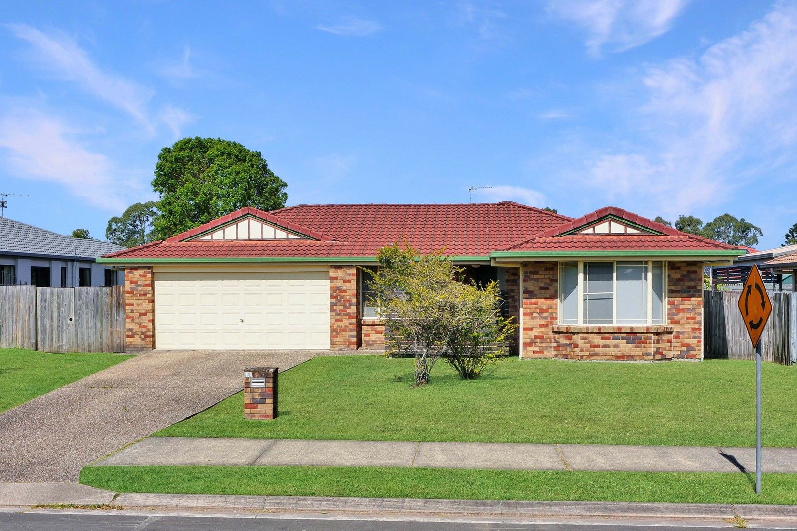 4 bedrooms House in 40 Glenfields Bvd MOUNTAIN CREEK QLD, 4557
