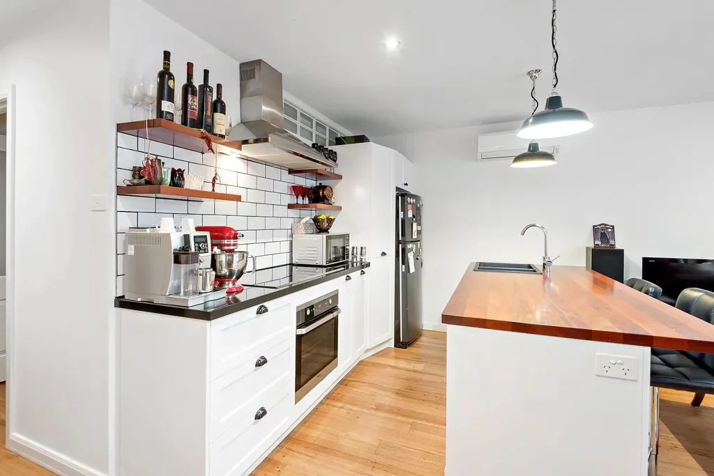 Additional image 3 of 10/12 Acland Street, St Kilda VIC 3182