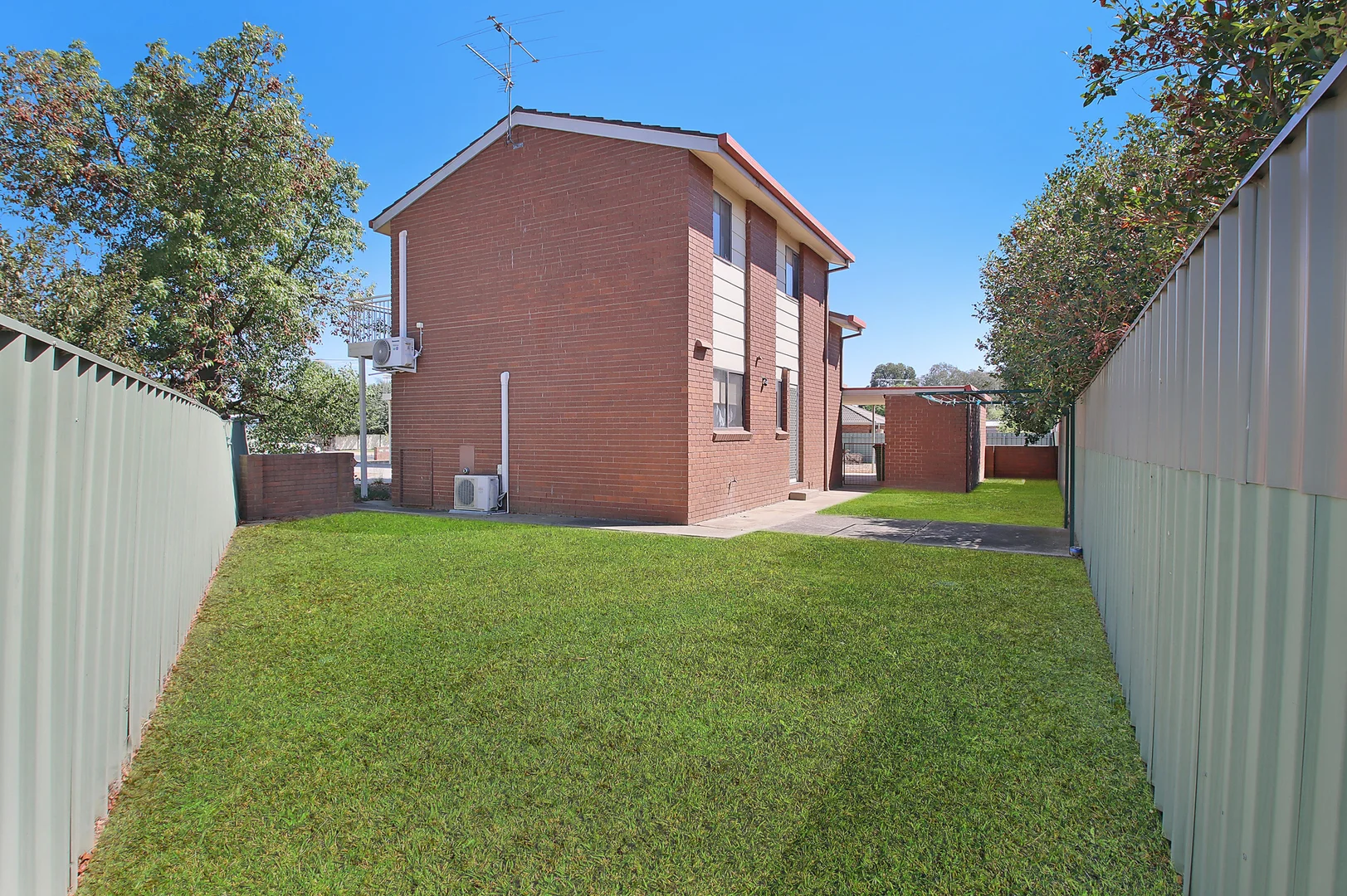 Additional image 9 of 2/4 Sunnyside Crescent, Walla Walla NSW 2659