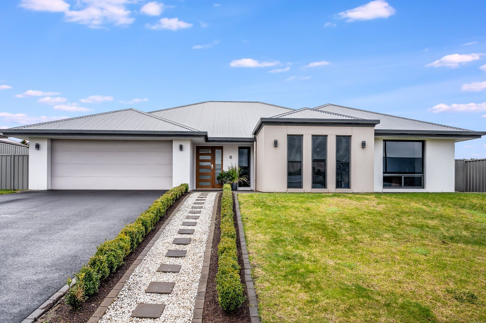 6 Coolum Close, Worrolong SA 5291, Image 0