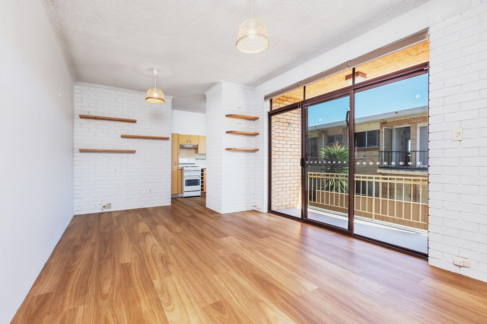 2 bedrooms Apartment / Unit / Flat in 5/38 Kitchener Parade NEWCASTLE NSW, 2300
