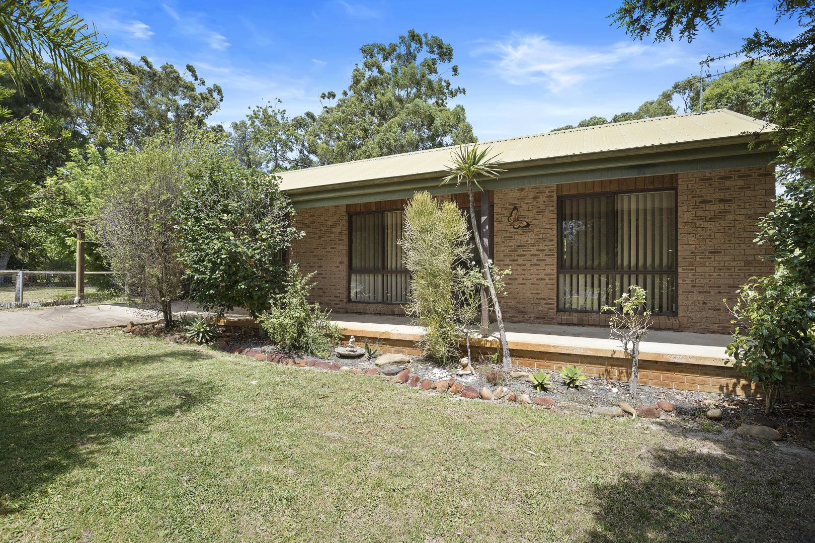 50 Elizabeth Drive, Broulee Property History & Address Research Domain