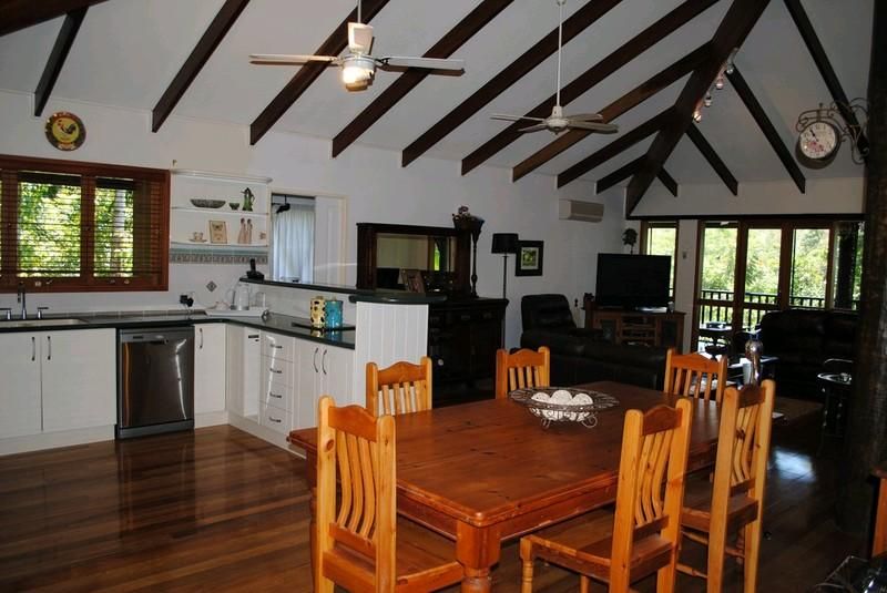 68 Domenica Road, Sugarloaf QLD 4800, Image 2