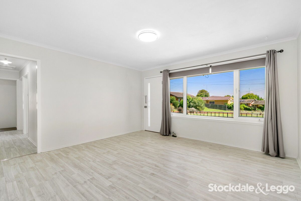 5 Hakea Court, Churchill VIC 3842, Image 2