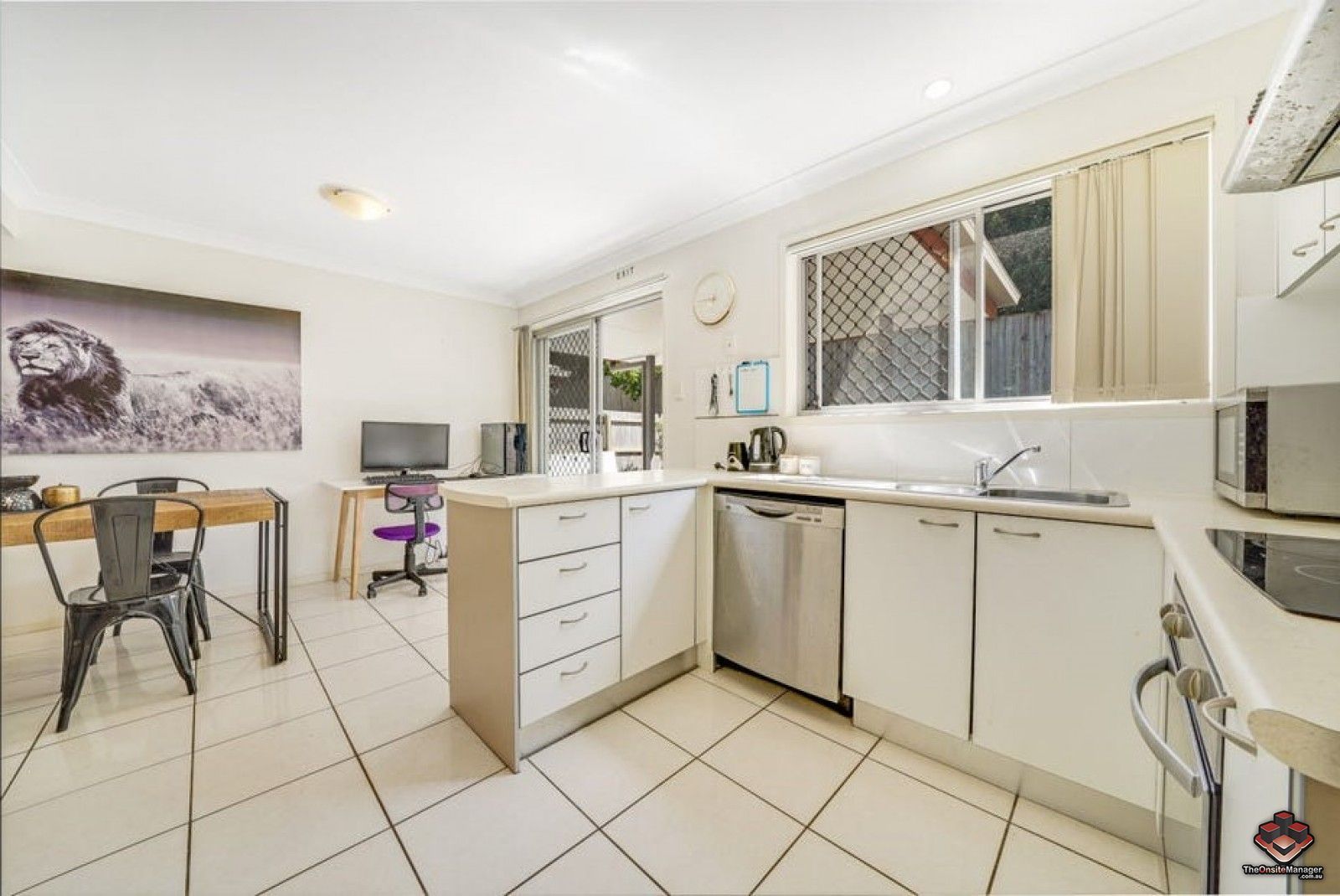 16/17 Fleet, Browns Plains QLD 4118 Townhouse For Rent Domain