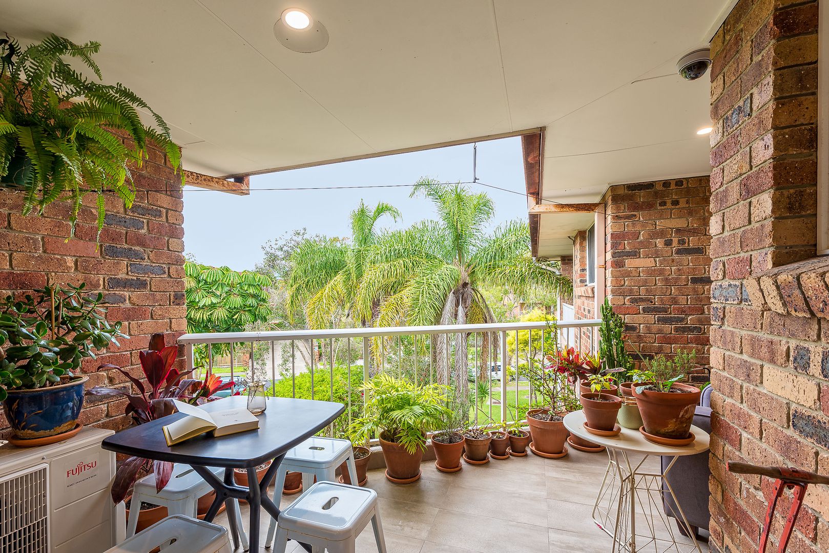 13/5 Rolan Court, Palm Beach QLD 4221, Image 2