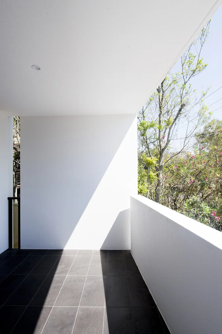 Additional image 5 of 303/147 Sir Fred Schonell Drive, St Lucia QLD 4067