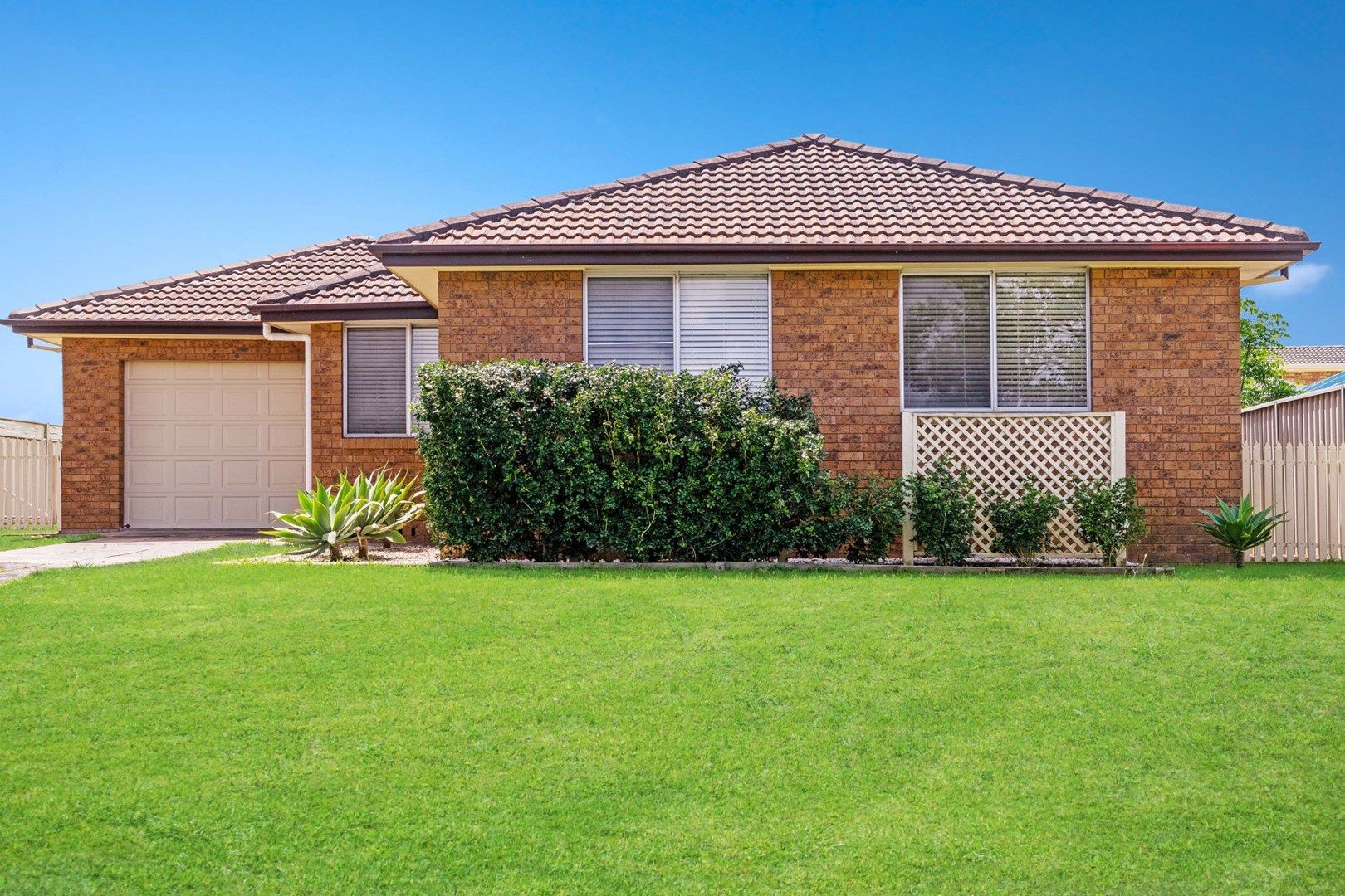 65 Gardner Circuit, Singleton Heights NSW 2330