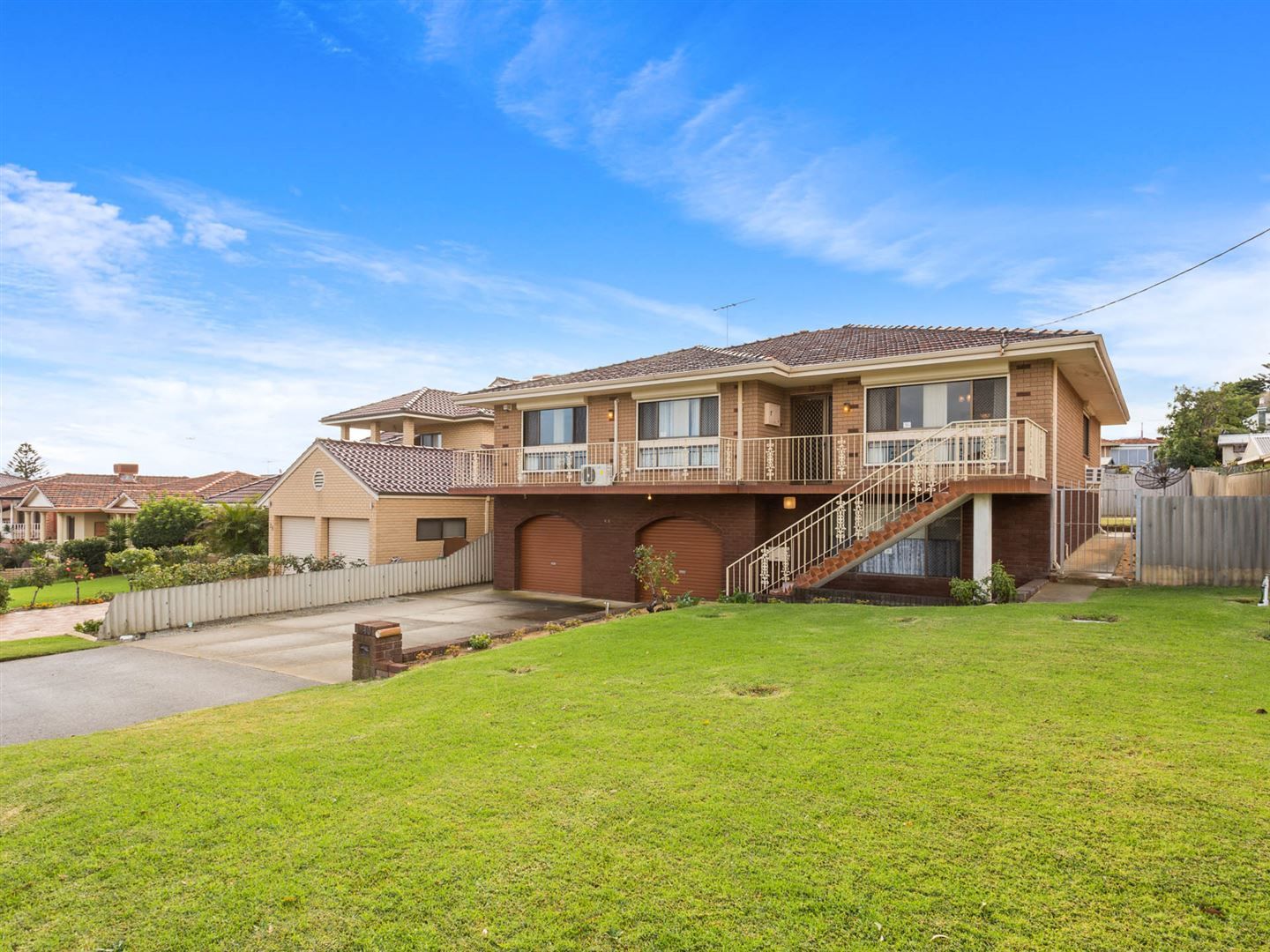 40 Hanlon Street, Hamilton Hil Property History & Address Research