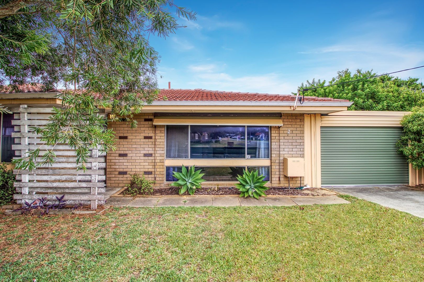 2 Turana Place, Rockingham WA 6168, Image 0