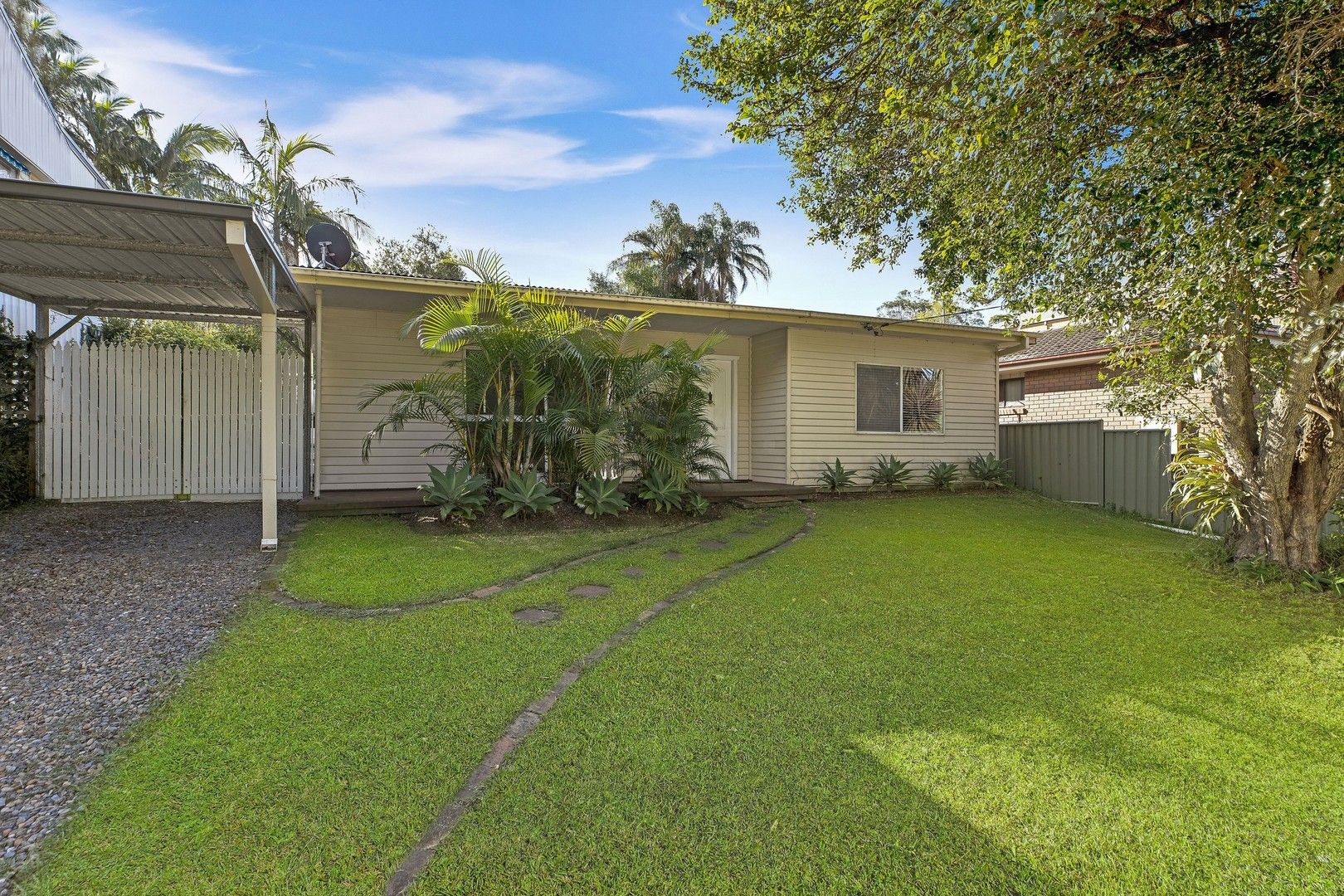 9 Pindarri Avenue, Berkeley Vale NSW 2261, Image 0