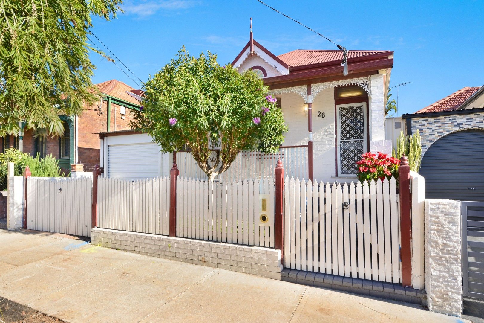 4 bedrooms House in 26 Samuel Street TEMPE NSW, 2044