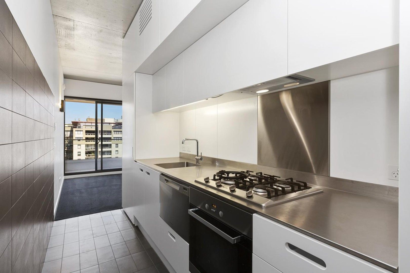 1 bedrooms Apartment / Unit / Flat in 713/65 Coventry Street SOUTHBANK VIC, 3006