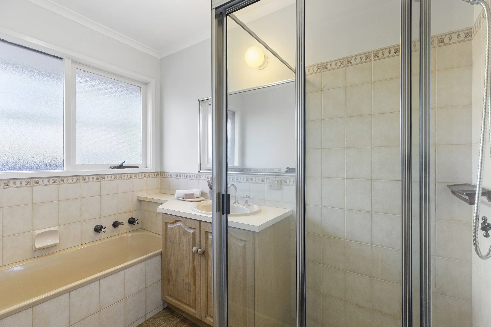 Additional image 11 of 35 Bareena Avenue, Rowville VIC 3178