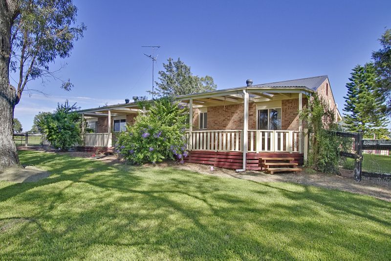 138 Pitt Town Road, McGraths Hill Property History & Address Research