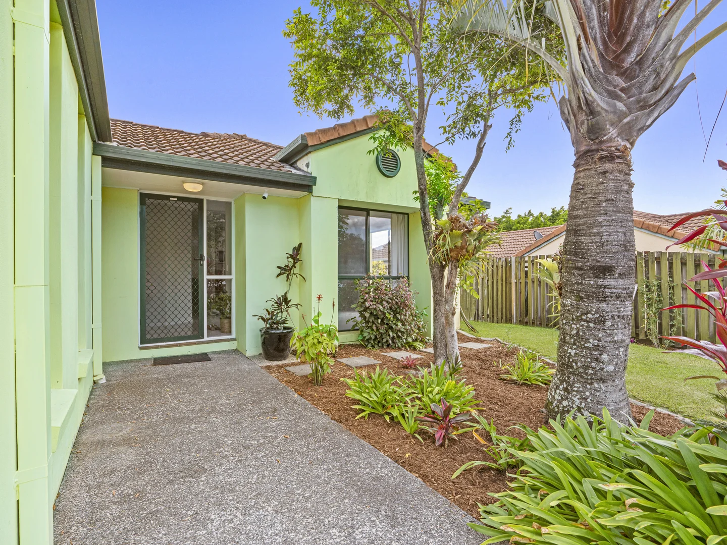 Additional image 12 of 2/100 Greenacre Drive, Parkwood QLD 4214