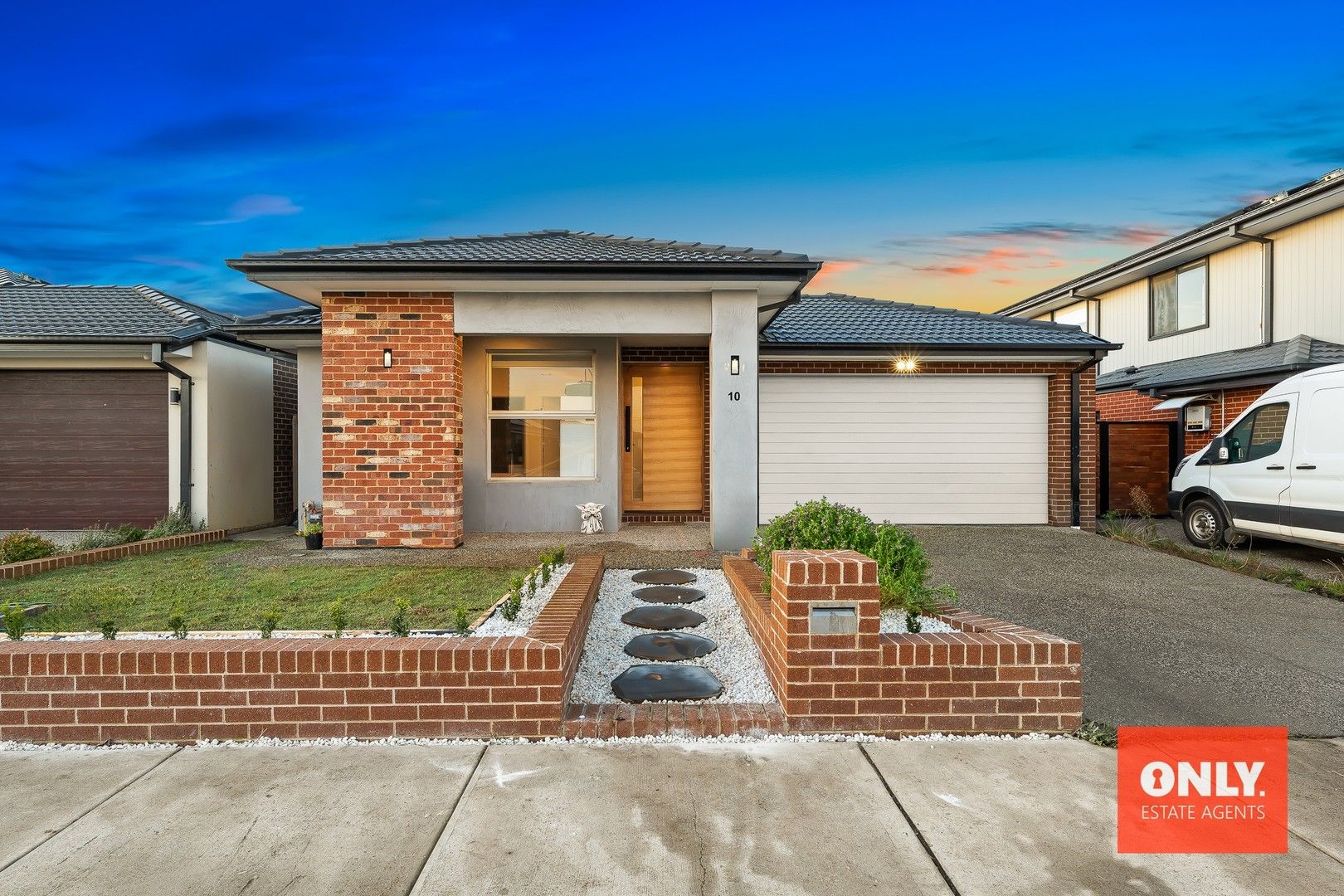 10 Damice Street, Clyde North VIC 3978, Image 0