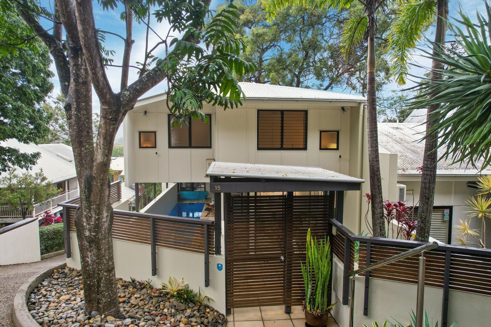 3 bedrooms House in 15 Central Avenue INDOOROOPILLY QLD, 4068