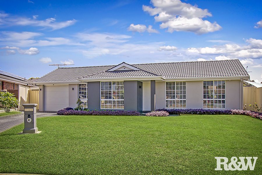 8 Seattle Close, St Clair NSW 2759