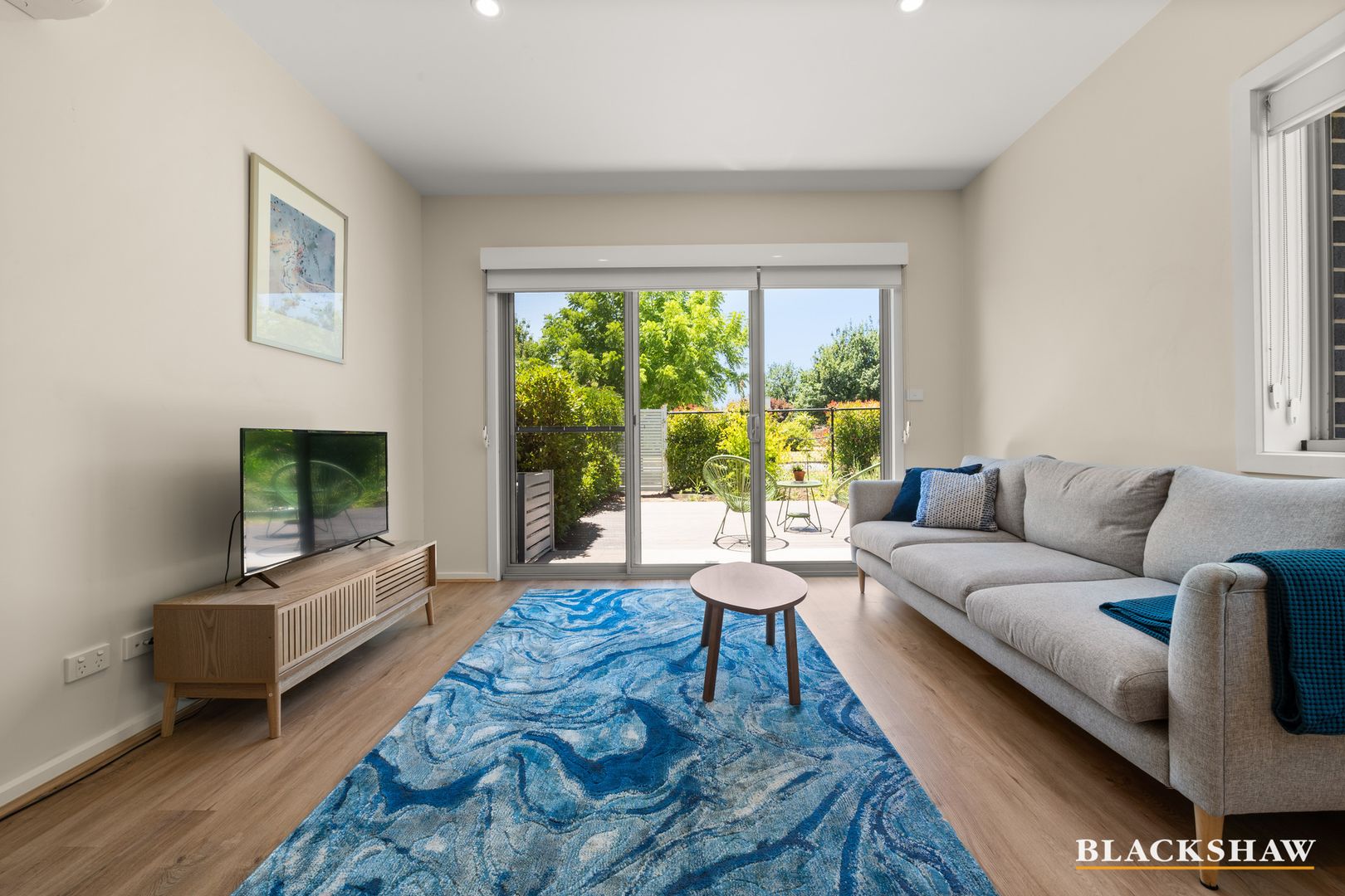 1/7 Lowanna Street, Braddon ACT 2612, Image 2