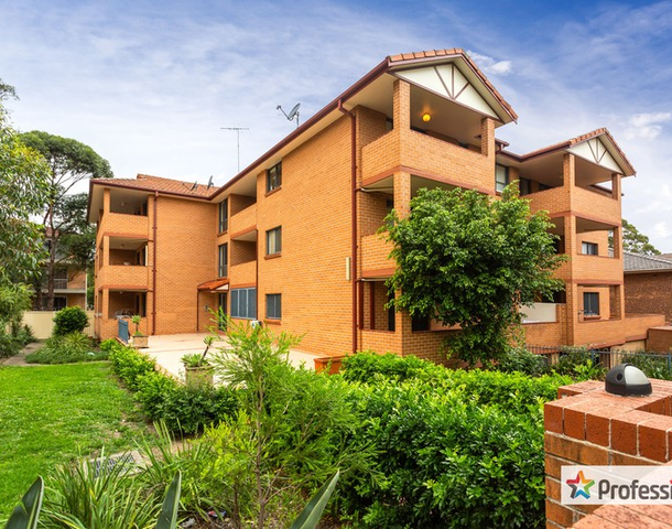 9/47 Cairds Avenue, Bankstown NSW 2200