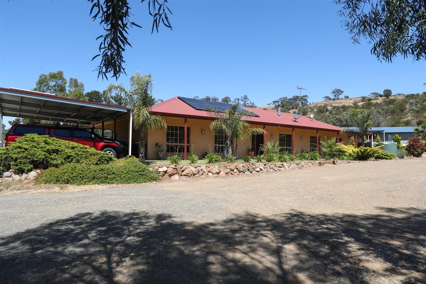 21 Young Road, Kanmantoo SA 5252, Image 0