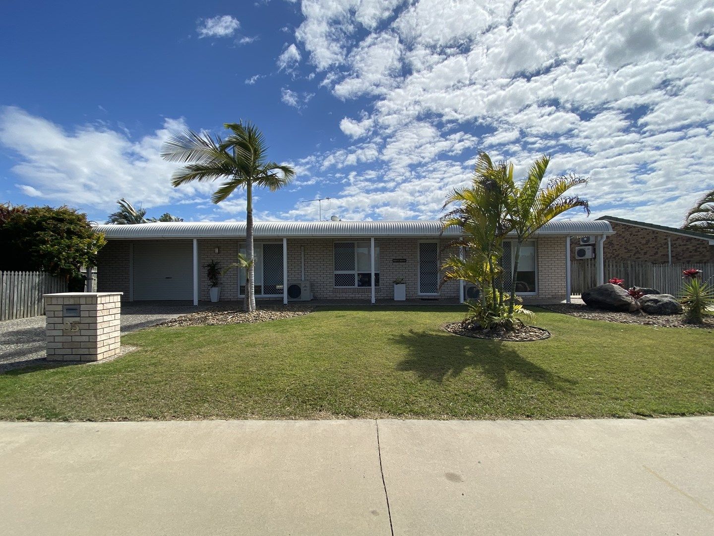 85 CREMORNE DRIVE, Tannum Sands QLD 4680, Image 0