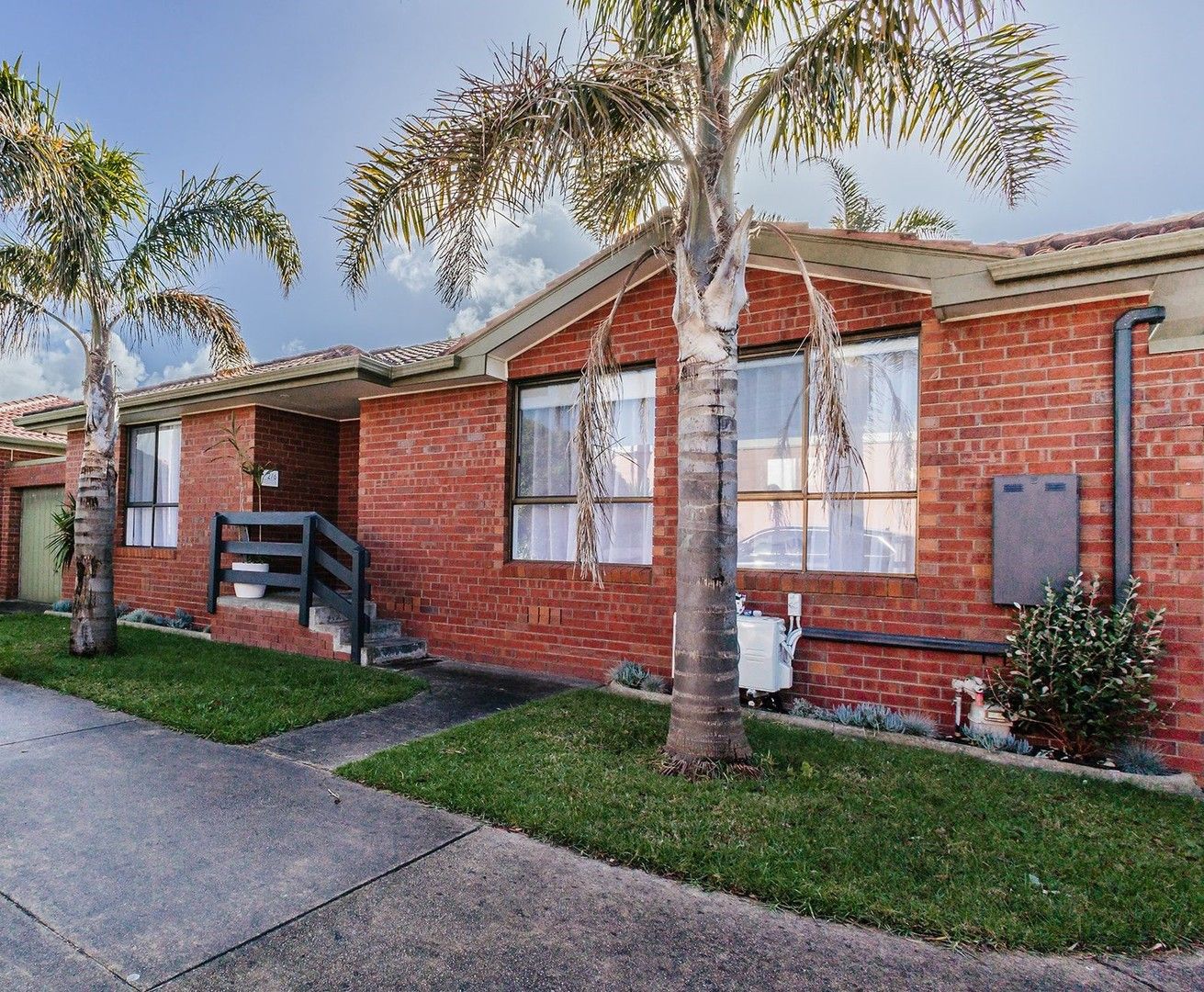 2 bedrooms Apartment / Unit / Flat in 2/6 Collingwood Street RYE VIC, 3941