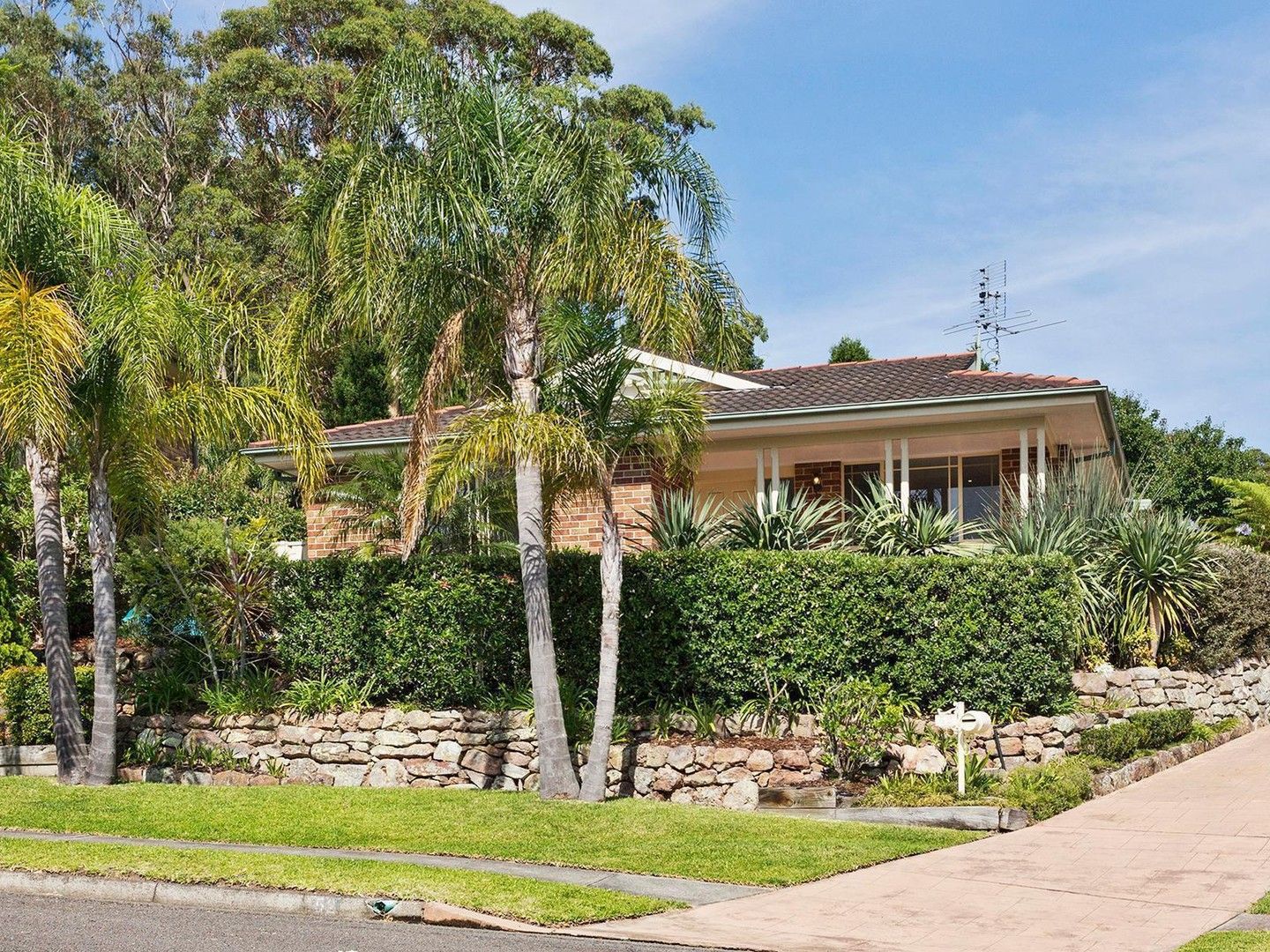 3 bedrooms House in 52 Wyndham Way ELEEBANA NSW, 2282