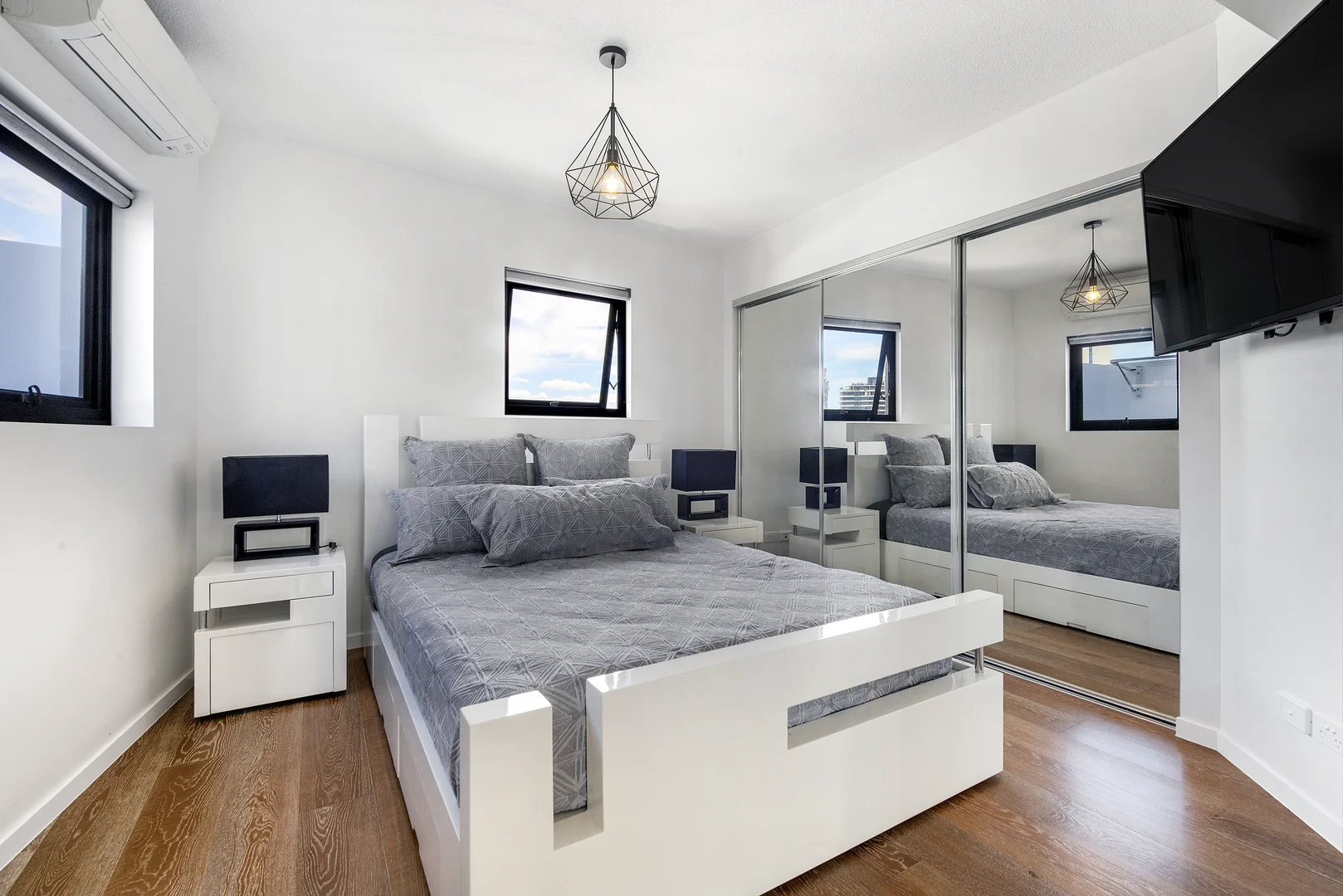 Additional image 10 of 1208/42 Surf Parade, Broadbeach QLD 4218