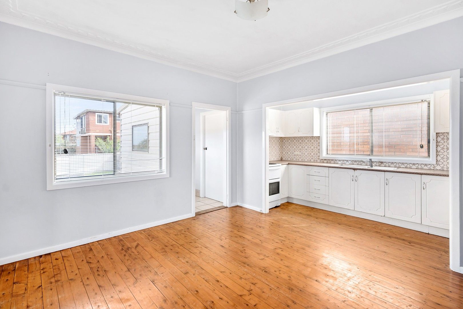 3 bedrooms House in 175 Flagstaff Road LAKE HEIGHTS NSW, 2502