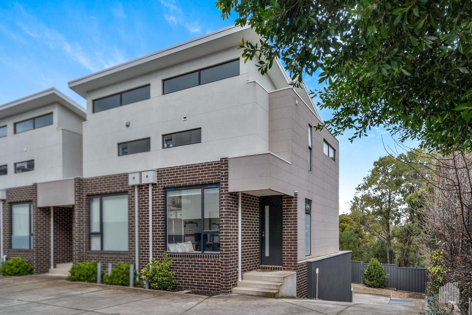 2 bedrooms Townhouse in 15/8 Austin Crescent PASCOE VALE VIC, 3044