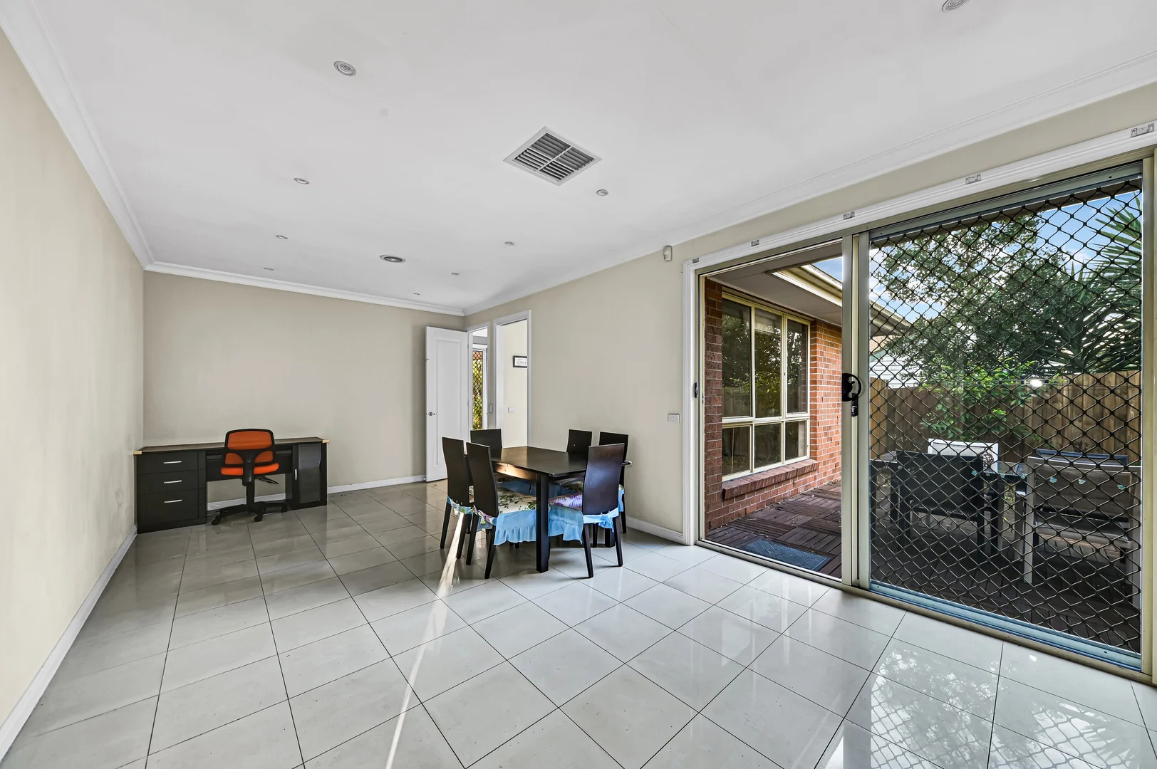 Additional image 5 of 1/2 Efron Court, Box Hill North VIC 3129