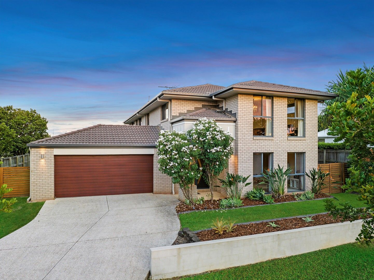 5 bedrooms House in 34 Jarrah Street MOGGILL QLD, 4070