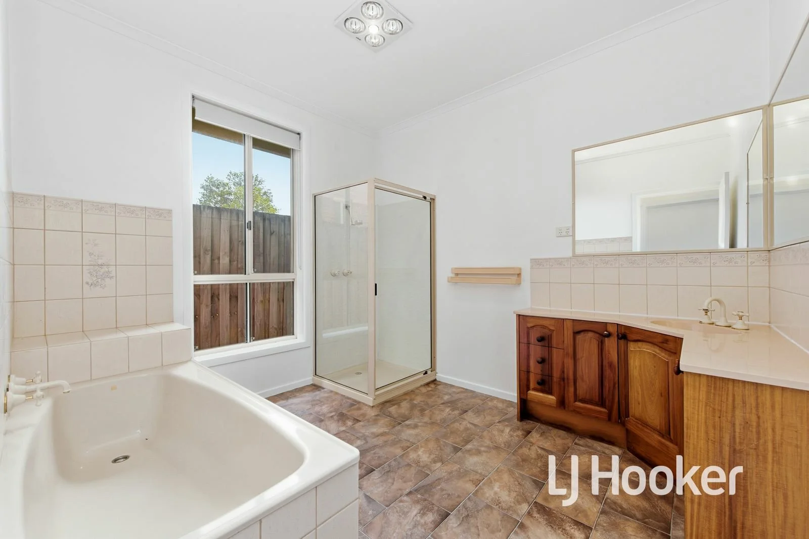 Additional image 7 of 10 McNamara Close, Pakenham VIC 3810