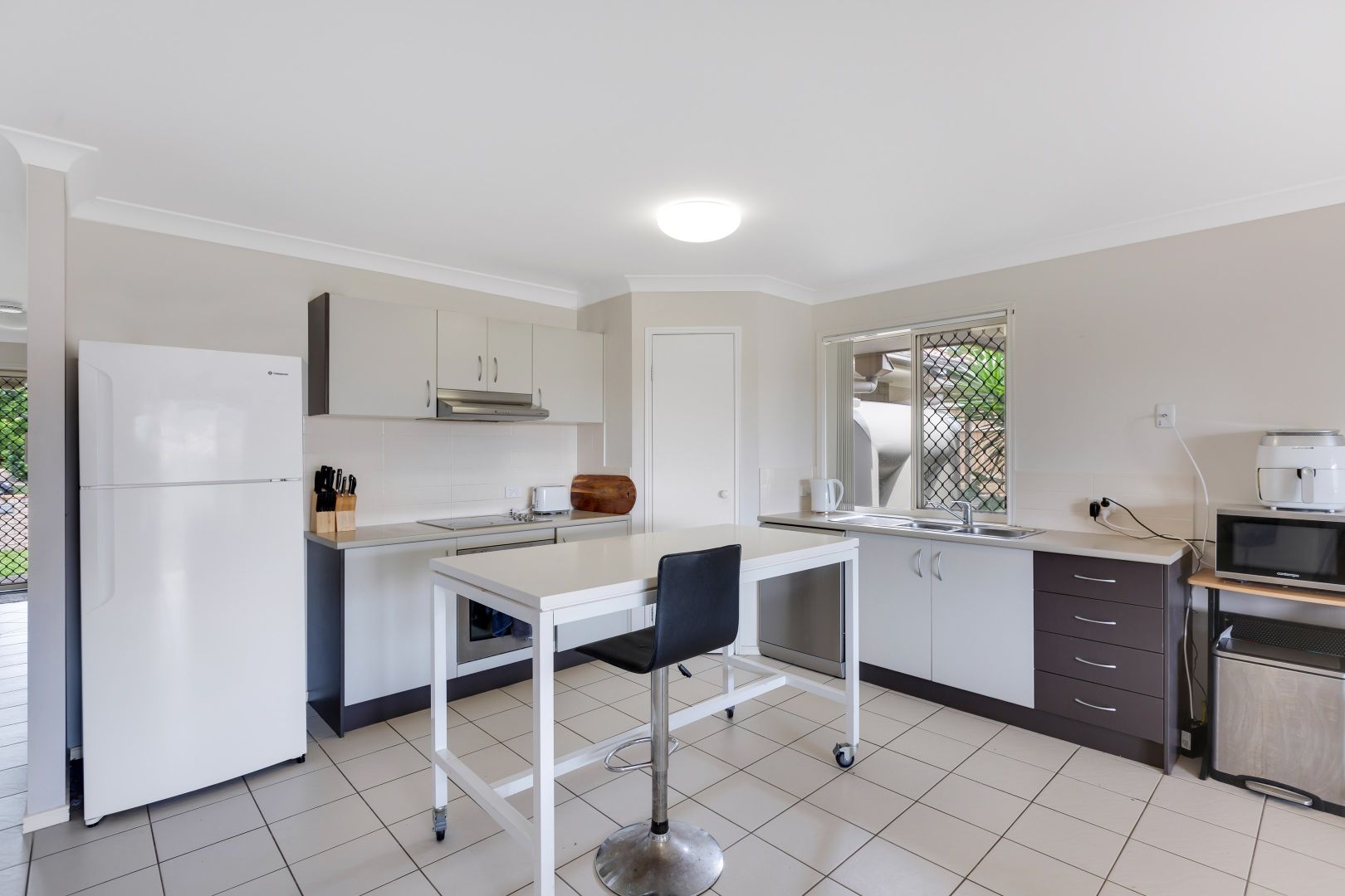 4 McKay Court, Bray Park QLD 4500, Image 2