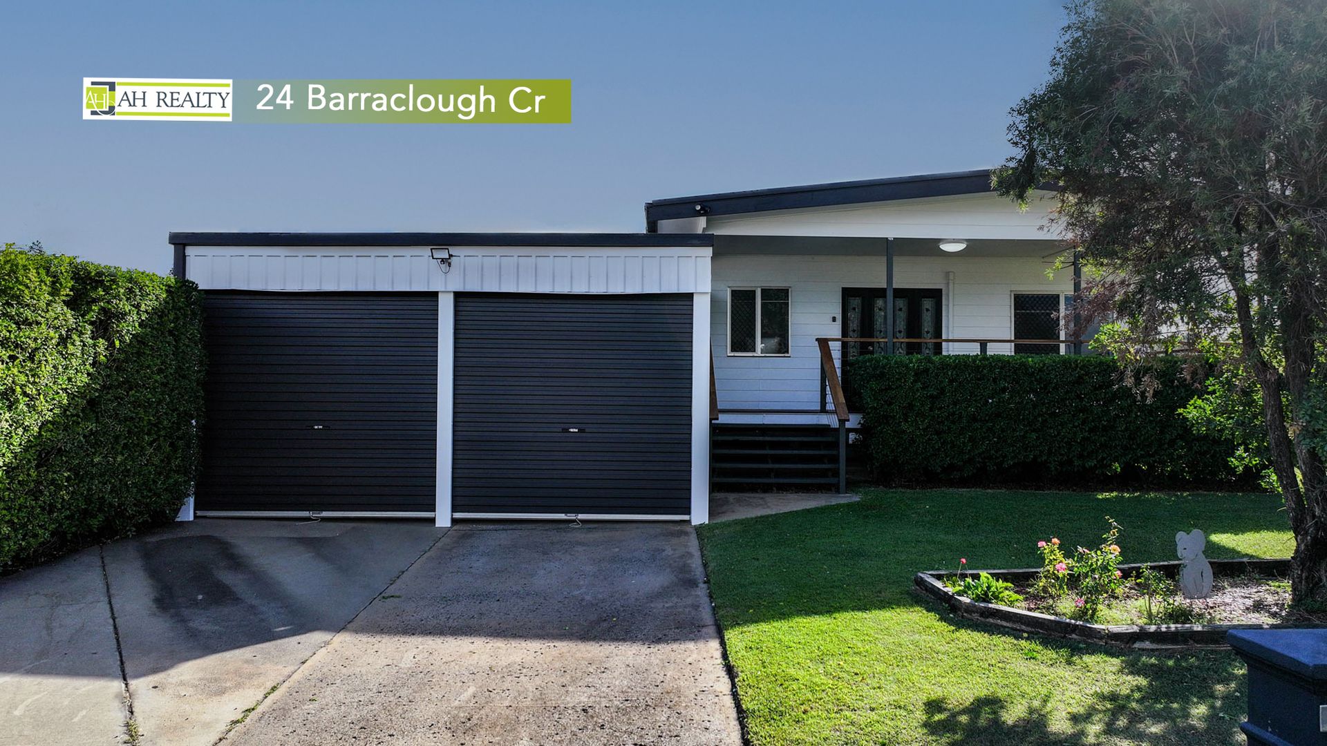 24 Barraclough Crescent, Moranbah QLD 4744, Image 2