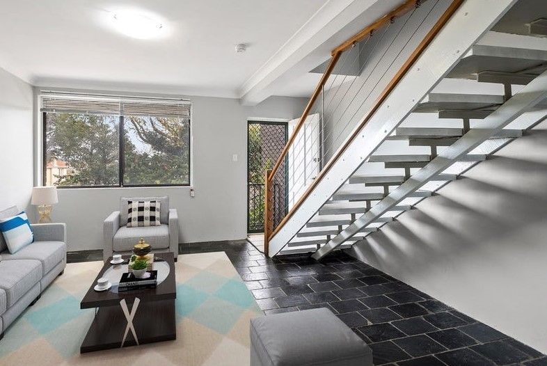 2 bedrooms House in 3/31 Mcgowen Street PORT KEMBLA NSW, 2505