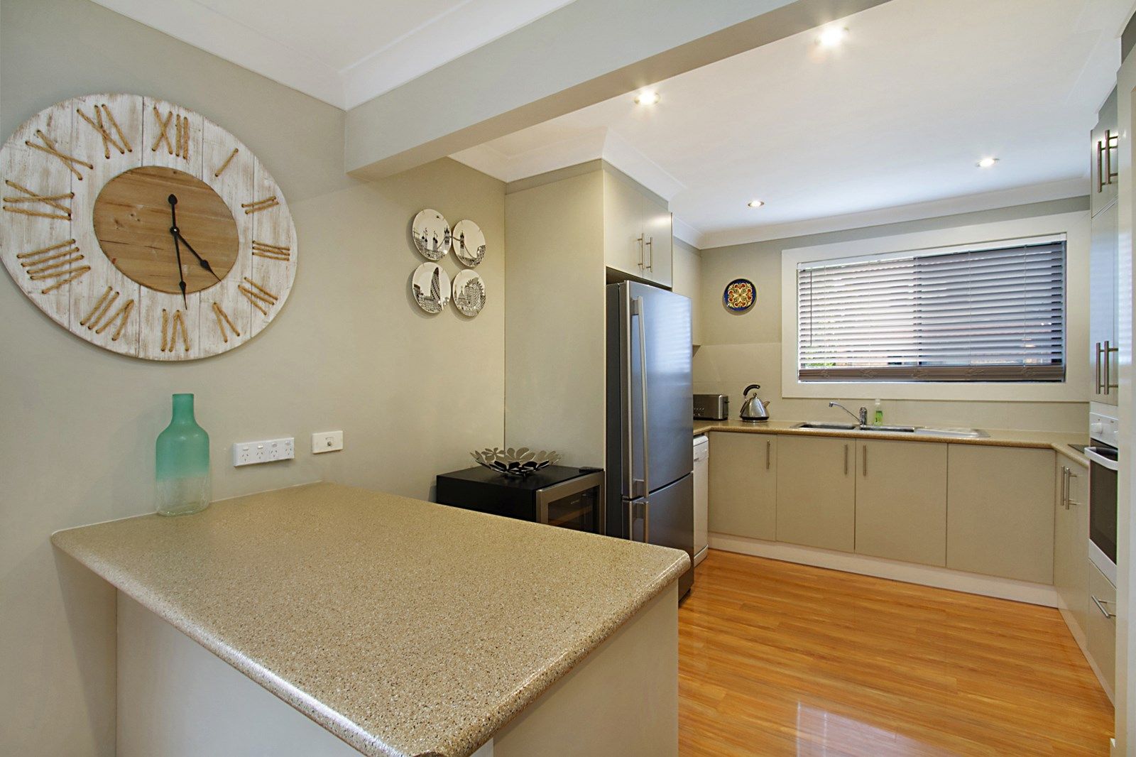 1/5 Sunbird St, Burleigh Waters QLD 4220, Image 2